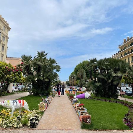 Menton Centre Vue Imprenable Sur Mer Et Jardin Bioves エクステリア 写真
